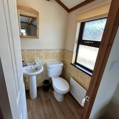 Livingstones Lodge, District Plumbland