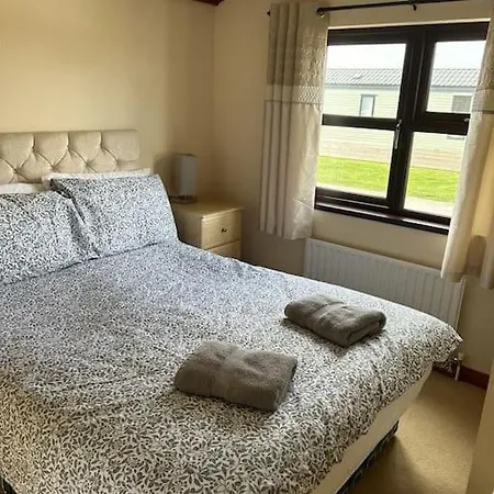 Livingstones Lodge, District